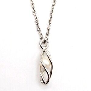 Vandell Stainless Steel Chain Twisted Cage Freshwater Pearl Pendant Necklace